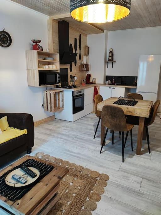 Appartement Chez Marie Et Aymeric Bages  Exterior foto